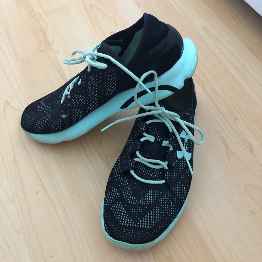 Under Amour Sneakers